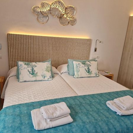 Apartamentos Costamar II Es Pujols Εξωτερικό φωτογραφία